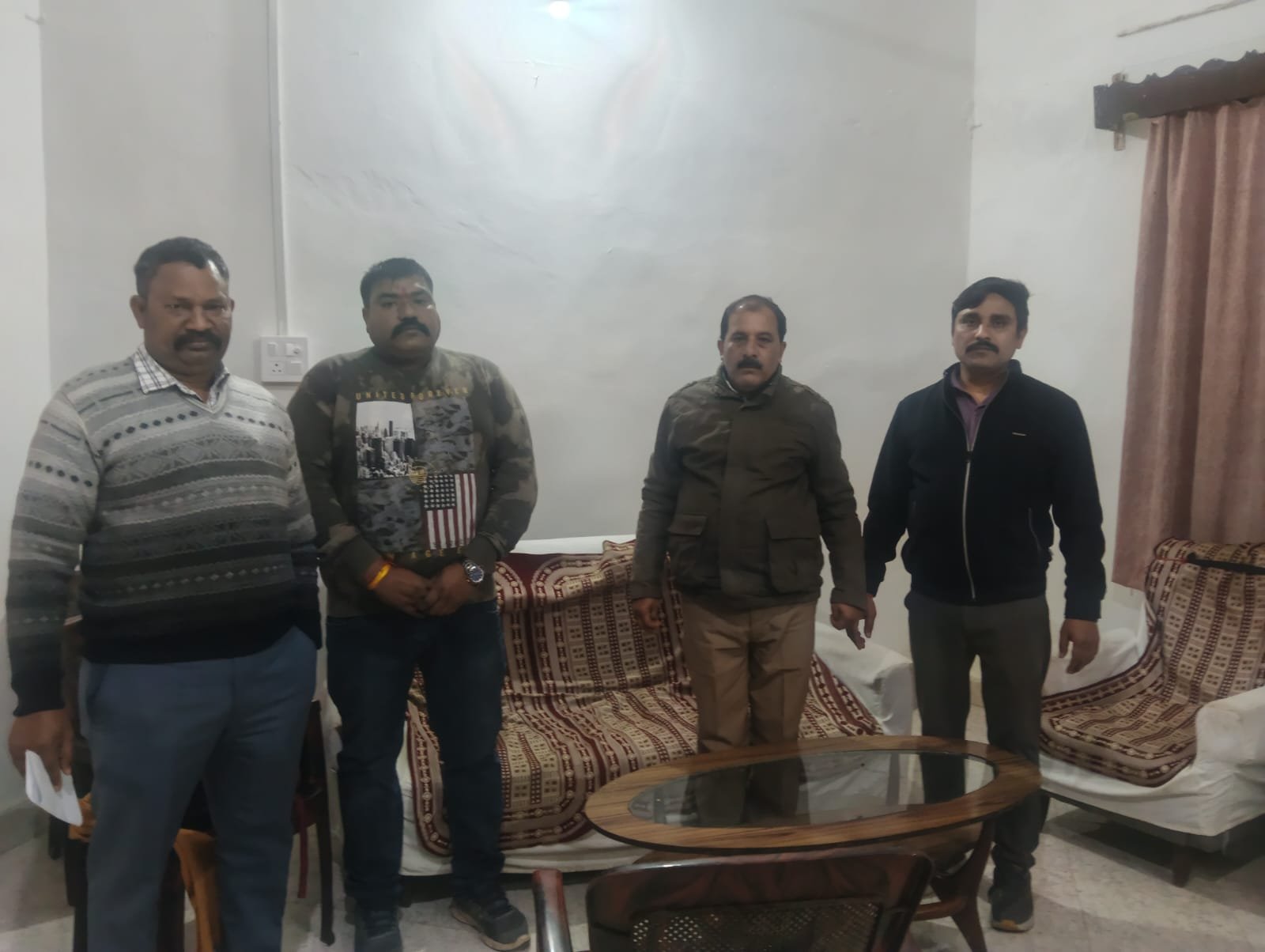 सीधी में भ्रष्टाचार बेनकाब: 10 हजार लेते रंगे हाथ पकड़ा गया चुरहट SDM का स्टेनो, लोकायुक्त की कार्रवाई से मचा हड़कंप