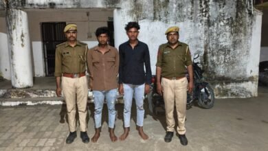 डूंगरपुर: चलती कारों पर लट्ठ से हमला, बस कंडक्टर से मारपीट करने वाले दो बदमाश गिरफ्तार; 2 बाल अपचारी निरुद्ध