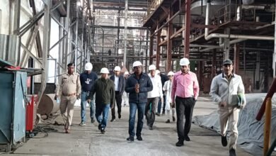 छत्तीसगढ़: अवैध गुड़ उद्योगों पर कलेक्टर का फिर ताबड़तोड़ एक्शन, तीसरे दिन भी शक्कर कारखाना पहुंचकर मचाया हड़कंप