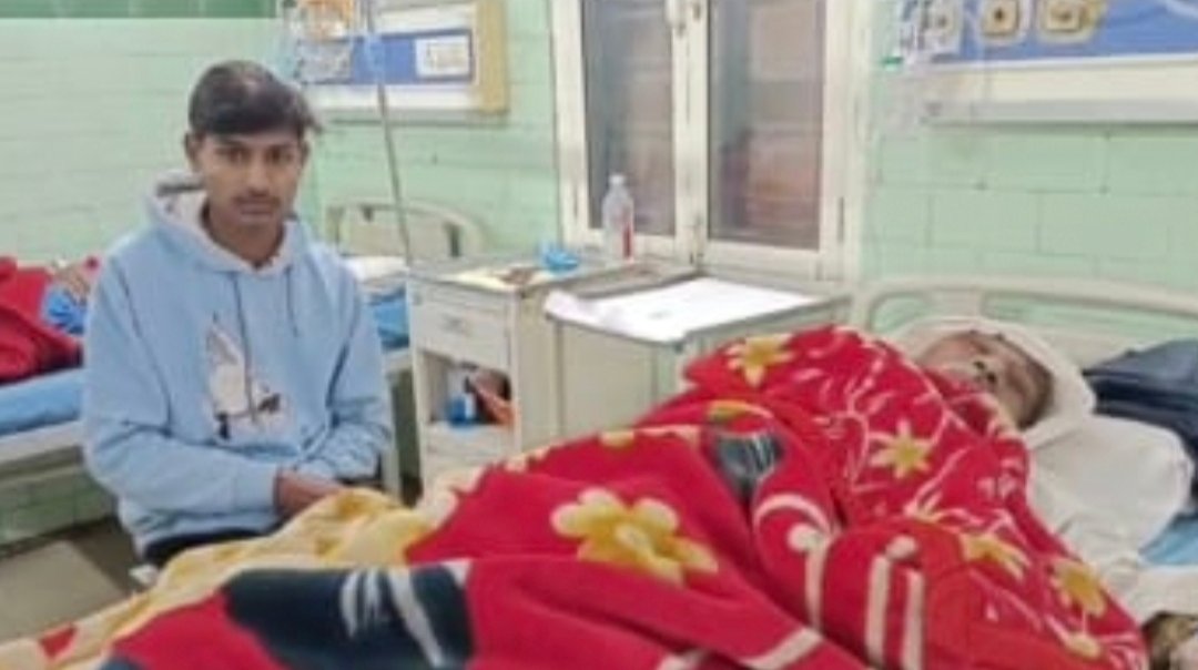 बरेली: ई-रिक्शा चालक की लापरवाही से बुजुर्ग गंभीर रूप से घायल, जिला अस्पताल में भर्ती…