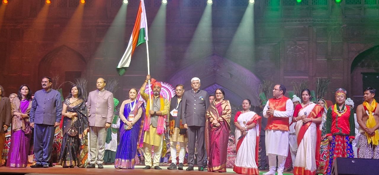 लाल किले में गूंजा ‘छत्तीसगढ़िया सबले बढ़िया’, छत्तीसगढ़ के गेड़ी नृत्य का अद्भुत प्रदर्शन को यूनेस्को ने सराहा