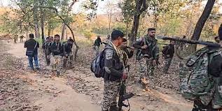 Naxal Encounter : इंद्रावती के जंगल में सुरक्षाबलों और नक्सलियों के मुठभेड़ में ACM फगनू माड़वी ढेर, राइफल और मैगजीन बरामद
