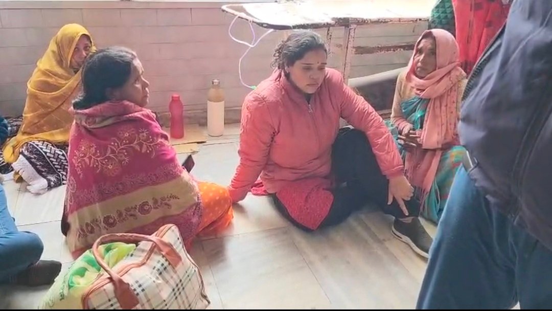 रीवा में सरेराह गोलियां! बियर बार कर्मचारी पर ताबड़तोड़ फायरिंग, ICU में जिंदगी-मौत की जंग