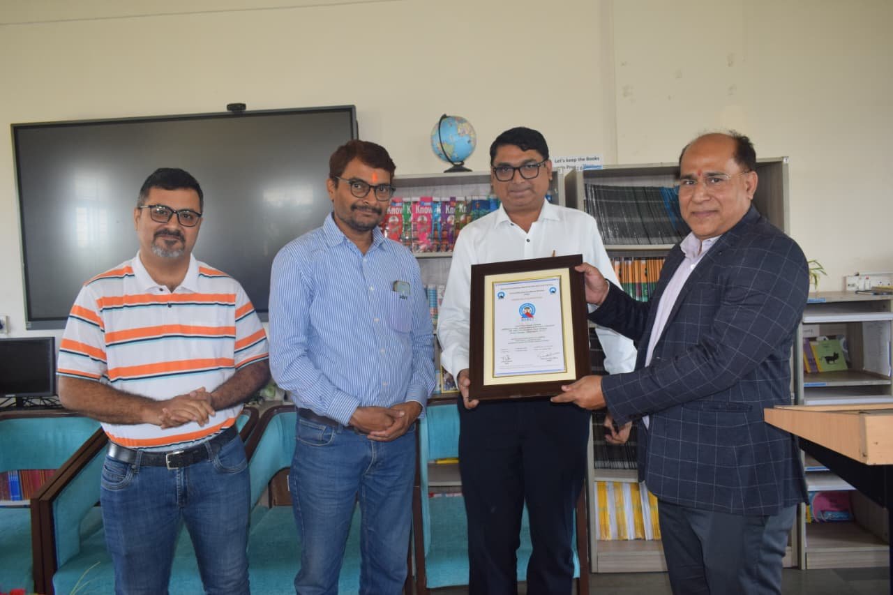 अदाणी विद्या मंदिर सरगुजा को मिला एनएबीईटी मान्यता प्रमाणपत्र; ग्रामीण छत्तीसगढ़ का पहला स्कूल बना, जिसे प्राप्त हुआ यह राष्ट्रीय सम्मान अदाणी विद्या मंदिर सरगुजा को मिला एनएबीईटी मान्यता प्रमाणपत्र; ग्रामीण छत्तीसगढ़ का पहला स्कूल बना, जिसे प्राप्त हुआ यह राष्ट्रीय सम्मान