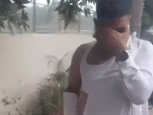रायपुर के होटल कारोबारी को नग्नकर पीटा…VIDEO:बेल्ट, थप्पड़, लात-घूसों से पिटाई, पैसे नहीं चुकाने पर वारदात, महिला DSP पर लगा चुका लव-ट्रैप का आरोप
