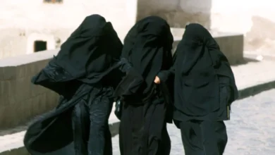 पाकिस्तानियों पर सऊदी का बड़ा एक्शन, उमराह करने गईं 3 बुजुर्ग महिलाओं को सुनाई 25-25 साल की सजा