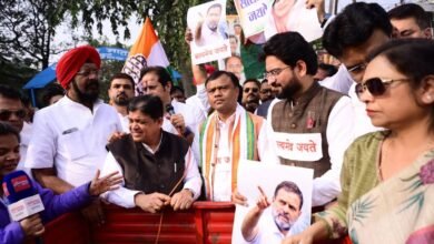 नेशनल हेराल्ड मामले में कांग्रेस ने किया भाजपा कार्यालय का घेराव