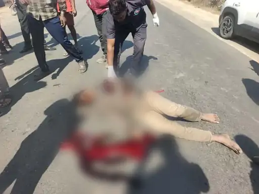रायगढ़ में अज्ञात वाहन की टक्कर से बाइकसवार की मौत:सिर और चेहरे पर आई गंभीर चोट, आरोपी चालक फरार, पुलिस जांच में जुटी