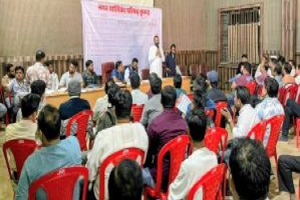 नगर पालिका कुरुद में लगी अब तक की सबसे बड़ी बोली; 25 शॉपिंग कॉम्प्लेक्स 11 करोड़ 80 लाख में बिके