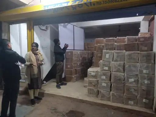 अवैध नेटवर्क मार्केटिंग और फर्जी दवाइयों का भंडाफोड़:दुर्ग में 2.84 करोड़ का बायो-स्टिमुलेंट जब्त, DMPL कंपनी महंगे दामों पर बेच रही थी