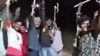बिलासपुर में हथियार लहराते बनाया रील्स, VIDEO:’नायक नहीं खलनायक हूं मैं’…गाने पर बनाया वीडियो, 2 आरोपी गिरफ्तार, पुलिस ने निकाला जुलूस