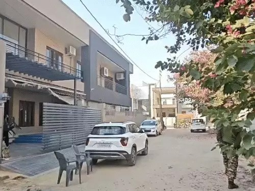 भारत-माला प्रोजेक्ट घोटाला, छत्तीसगढ़ में 9 ठिकानों पर ED रेड:रायपुर में हरमीत खनूजा के घर दबिश, महासमुंद में कारोबारी जसबीर बग्गा के घर छापेमारी