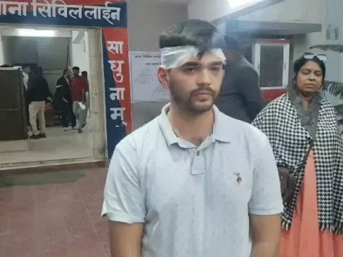 वकील को मारा चाकू…बुलेट से कुचलने की कोशिश:बिलासपुर में युवती के साथ घूम रहे एडवोकेट को युवकों ने रोका,हमला किया, भागकर बचाई जान