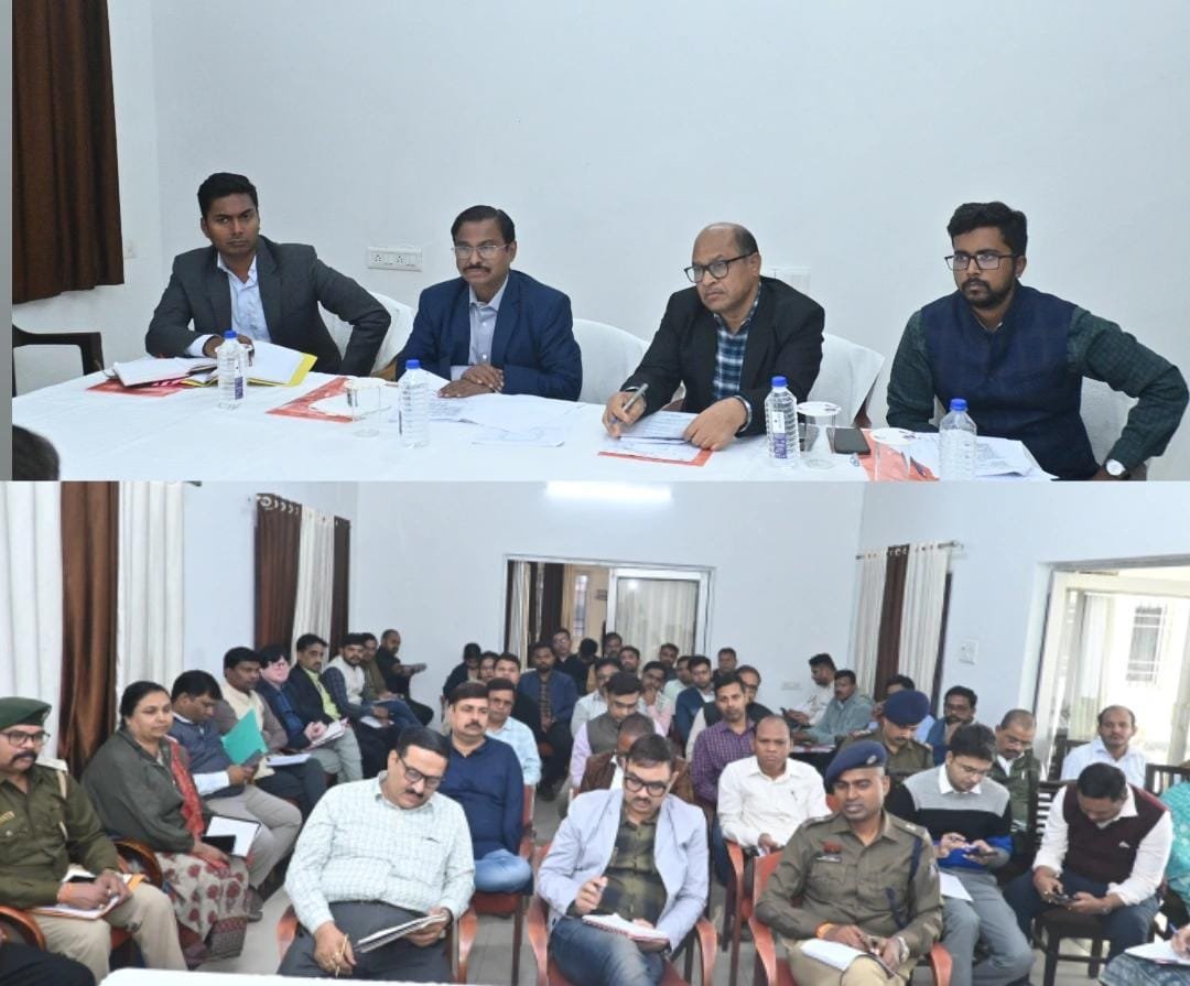 संभागायुक्त कावरे एवं कलेक्टर उइके ने राजिम कुंभ कल्प आयोजन के संबंध में ली अधिकारियों की बैठक