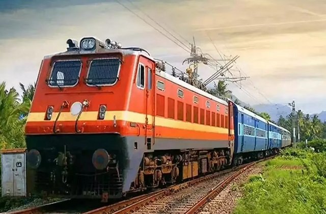 छत्तीसगढ़ से गुजरने वाली 7 ट्रेनें हुई रद्द, 26 जनवरी से 14 फरवरी तक कैंसिल रहेंगी ट्रेनें