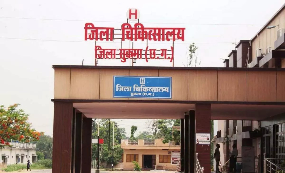 मरीज बनकर हॉस्पिटल पहुंच गए कलेक्टर साहब, जानिए फिर क्या हुआ?