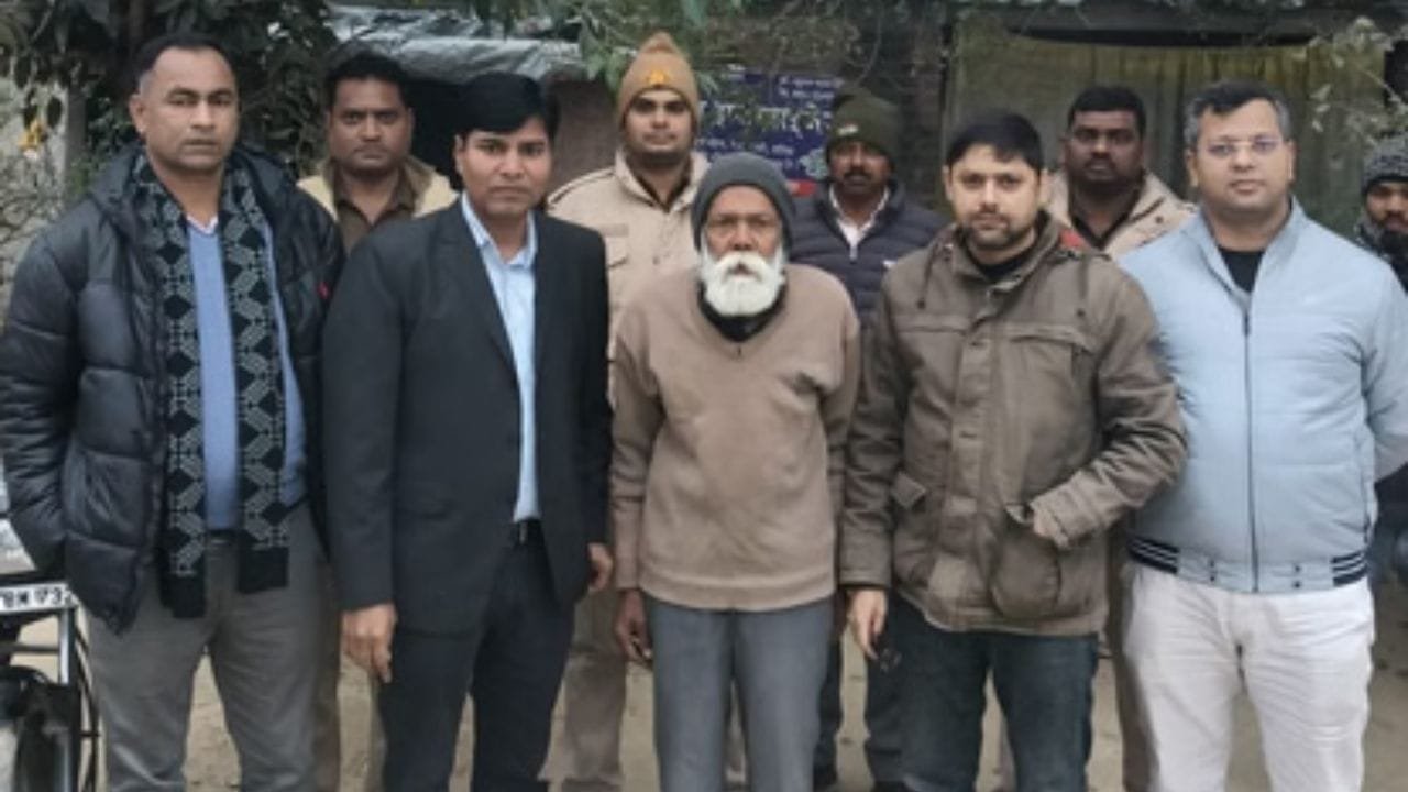फर्जी कंपनियां बनाईं, फिर हुई करोड़ों की GST की चोरी… शाहजहांपुर में बड़े फ्रॉड का खुलासा फर्जी कंपनियां बनाईं, फिर हुई करोड़ों की GST की चोरी… शाहजहांपुर में बड़े फ्रॉड का खुलासा