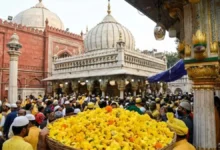 हजरत निजामुद्दीन दरगाह पर मनाई जाती है वसंत पंचमी, अमीर खुसरो की गुरु भक्ति की कहानी आज भी जीवित