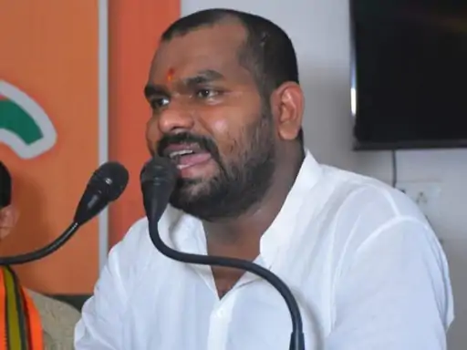 अस्पताल में दबंगई का मामला: BJYM जिलाध्यक्ष पर डॉक्टर को धमकाने का आरोप, FIR दर्ज