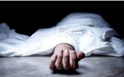 खेत में मिली युवती की अर्द्धनग्न लाश, शारीरिक संबंध बनाने के बाद हत्या की आशंका