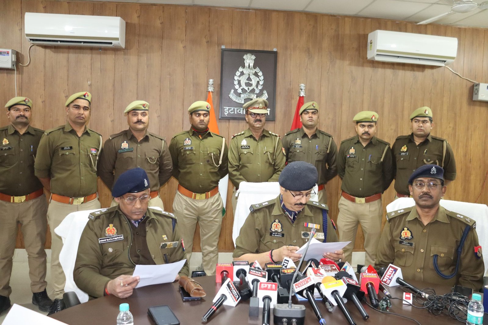 इटावा में वाहन चोरों का खेल खत्म! सैफई पुलिस ने 11 शातिर दबोचे, 13 बाइक बरामद