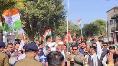 मध्य प्रदेश: इंदौर जल त्रासदी पर कांग्रेस का घंटा बजाओ आंदोलन, भाजपा सरकार के मंत्री की संवेदनहीनता के खिलाफ फूटा आक्रोश