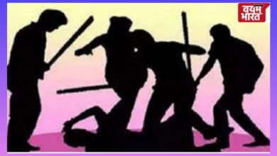 जबलपुर में दो पक्षों में हुआ विवाद, दीवाल बनाने की बात पर दोनों पक्षों में चले लाठी और डंडे…