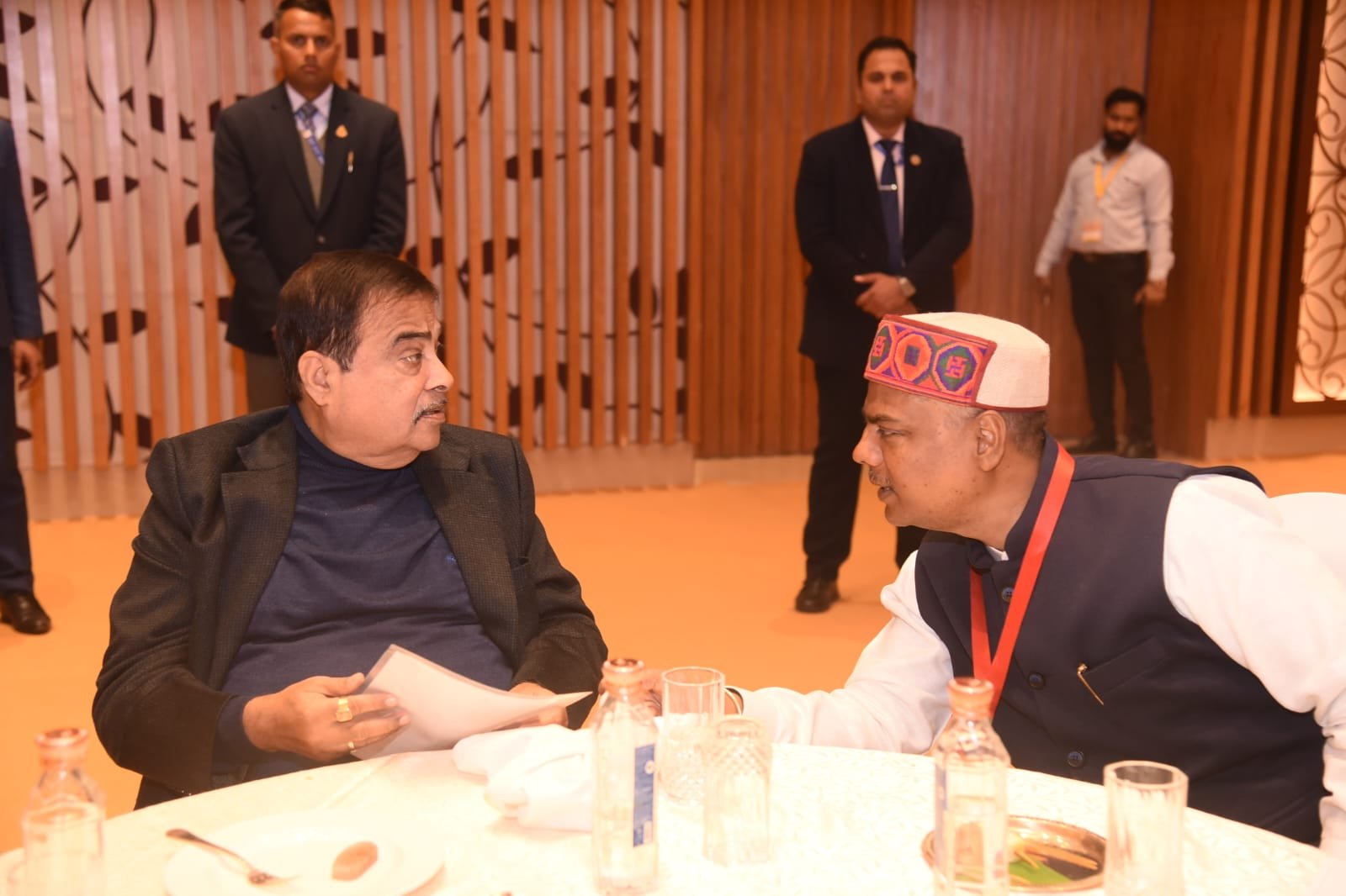 वाहन सुरक्षा और ट्रैफिक नियमों पर जोर कराया जाएगा कड़ाई से पालन – केदार कश्यप