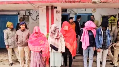 रोहतास में शादी के नाम पर ठगी का नेटवर्क बेनकाब, तीन महिलाएं और दो युवक गिरफ्तार
