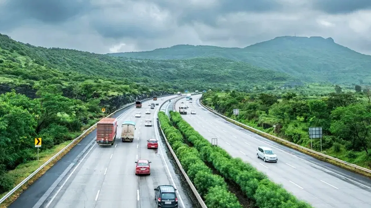 हाईवे पर स्पीड के साथ सुकून और सुविधाएं भी, जानें BPCL कैसे बदल रहा रोड ट्रैवल?
