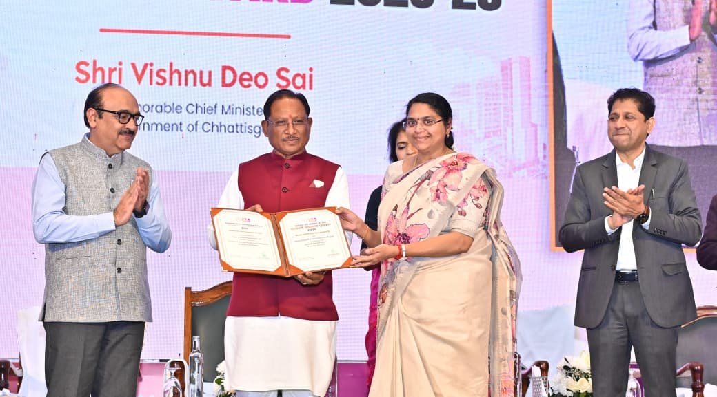 आधुनिक ऑनलाइन तकनीकों ने बढ़ाई आबकारी विभाग की पारदर्शी व्यवस्था में विश्वसनीयता आधुनिक ऑनलाइन तकनीकों ने बढ़ाई आबकारी विभाग की पारदर्शी व्यवस्था में विश्वसनीयता