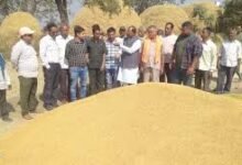 बेमेतरा : धान संग्रहण केंद्र में भारी अनियमितता, 17 करोड़ का धान गायब, घोटालेबाज केंद्र प्रभारी पर कार्रवाई