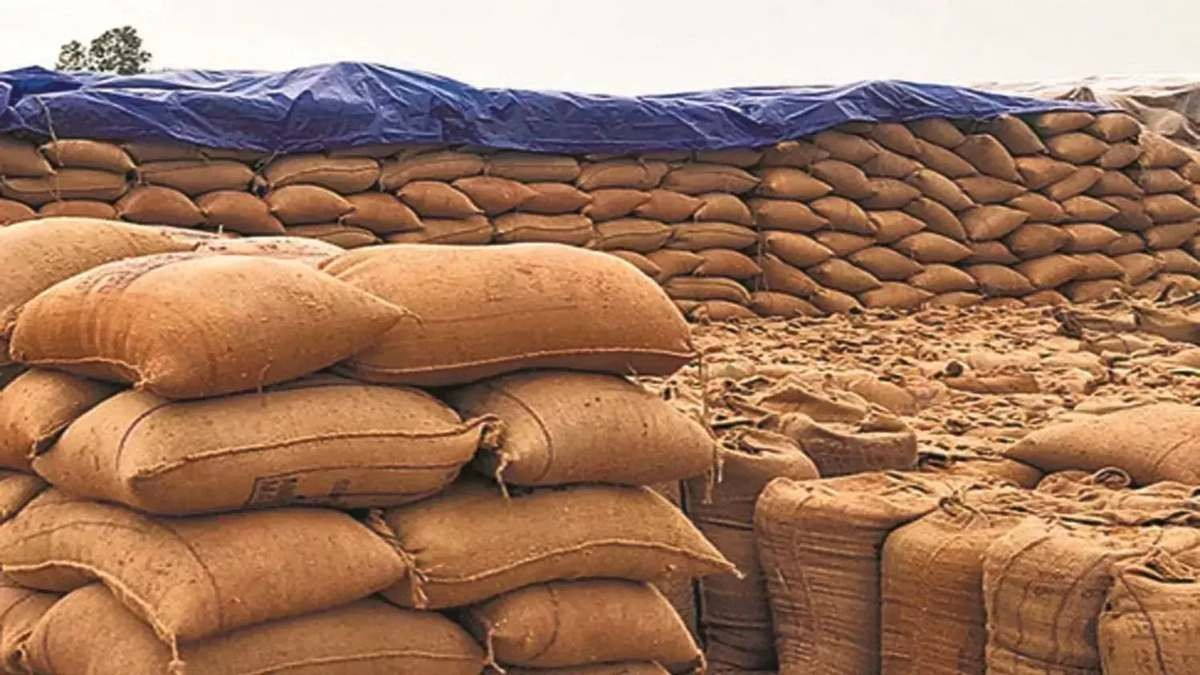धान खरीदी केंद्र में 8 लाख का घोटाला, समिति प्रभारी कुशाग्र प्रधान पर FIR दर्ज