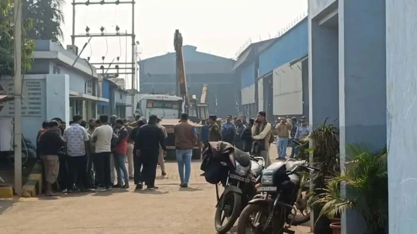 भिलाई के सिसकोल प्लांट में हुआ हादसा, क्रेन ऑपरेट कर रहे एक मजदूर की मौके पर ही मौत