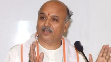 ‘हिंदू बंटेगा तो कटेगा और हिंदू बंट रहा है’… शंकराचार्य विवाद पर प्रवीण तोगड़िया बोले- मैं इससे बेहद दुखी