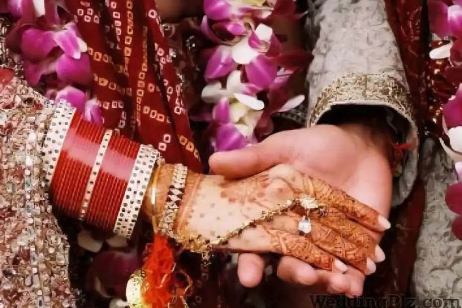 छत्तीसगढ़ में अब शादी करने वाले दंपति के लिए रजिस्ट्रेशन करवाना हुआ जरूरी,यहां करवा सकते है आप अपना पंजीयन
