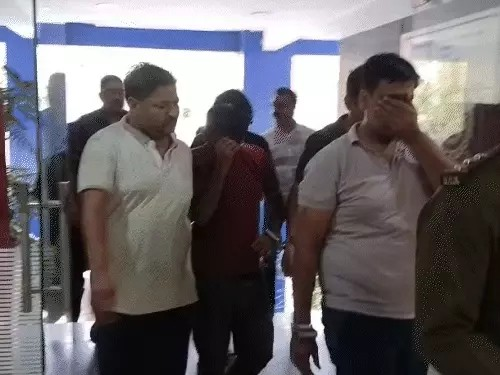 रायपुर में ऑनलाइन क्रिकेट सट्टा गिरोह का पर्दाफाश:पुलिस ने 6 आरोपियों को किया गिरफ्तार रायपुर में ऑनलाइन क्रिकेट सट्टा गिरोह का पर्दाफाश:पुलिस ने 6 आरोपियों को किया गिरफ्तार