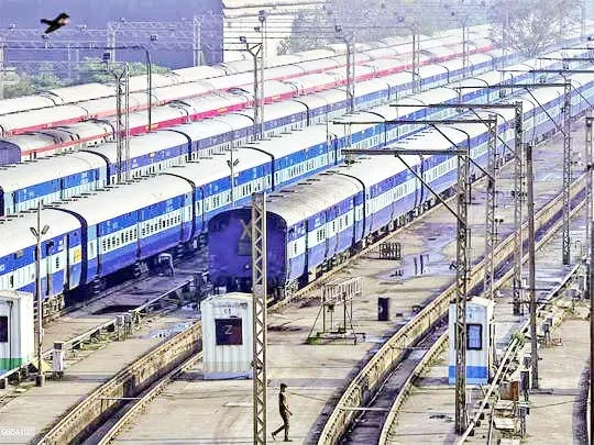 भारतीय रेल का महत्वपूर्ण निर्णय: रायपुर–जबलपुर एक्सप्रेस का नाम बदलकर ‘मूक माटी एक्सप्रेस’ किया गया