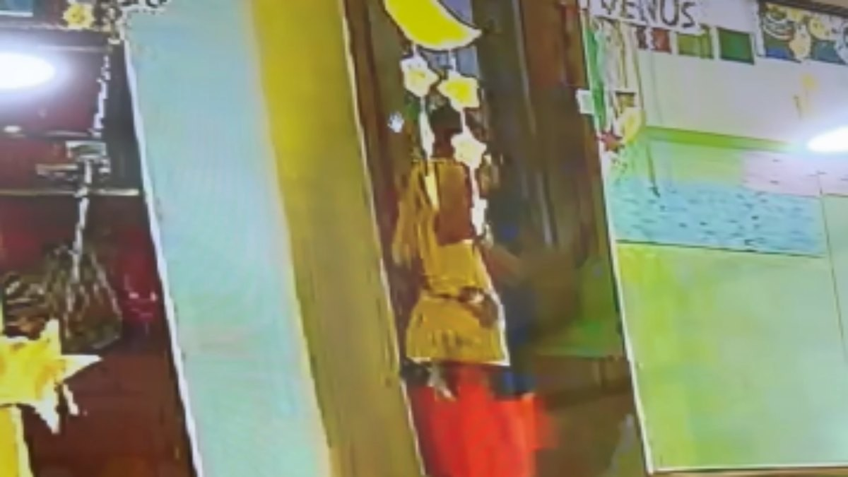 डे-केयर स्कूल में आया ने 3 साल की मासूम का सिर दीवार से भिड़ाया, बच्चों को रखा कमरे में बंद