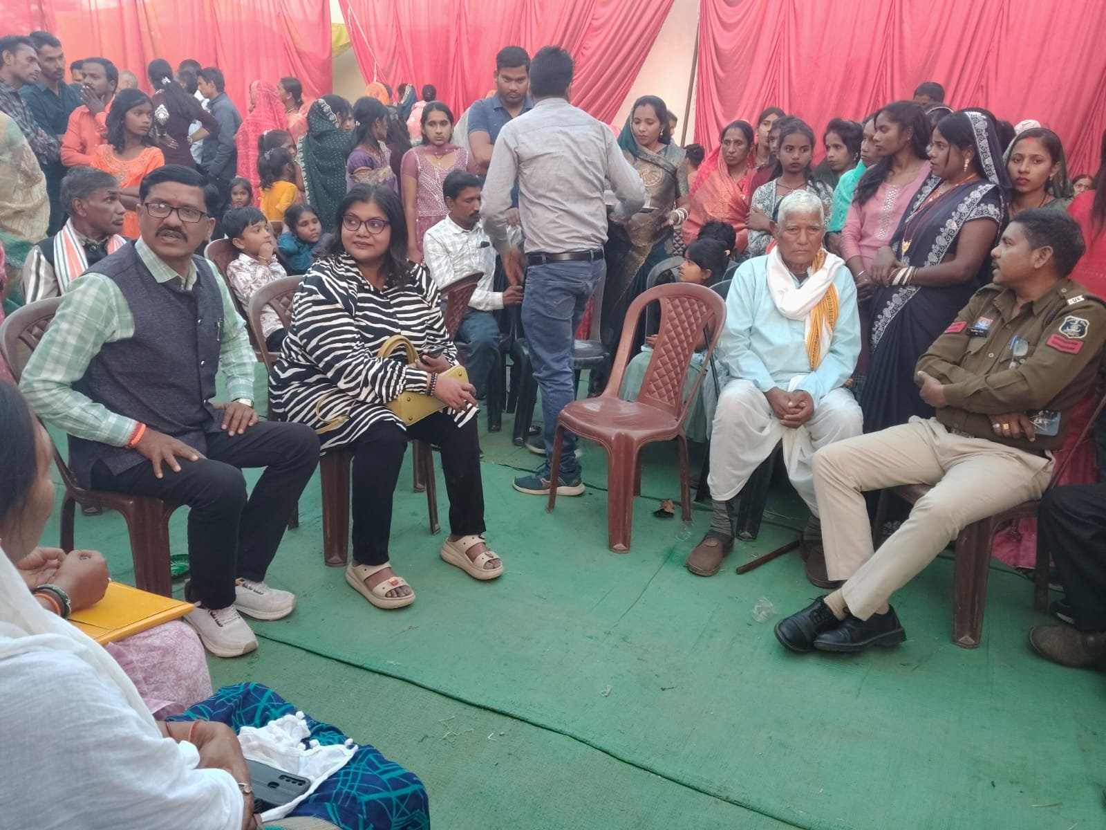 पीएम आवास में पेशी, बाल विवाह पर रोक और प्रशासनिक सख्ती… सूरजपुर में एक साथ दिखी कई कार्रवाई