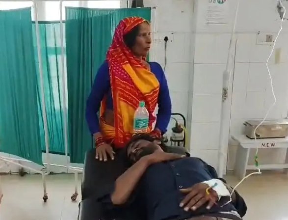 इटावा: बकेवर में मारपीट और मोबाइल छीने जाने से आहत युवक ने खाया जहर, पुलिस पर सुनवाई न करने का आरोप