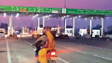 शहपुरा बायपास के रोड ओवरब्रिज पर वाहनों की आवाजाही बंद, मार्ग डायवर्ट फिर भी मगरमुहां पर बने टोल पर वसूल रहे हैं टैक्स