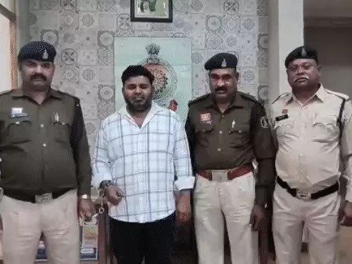 15 रिटायर्ड-कर्मचारियों ने मरा दिखाकर 1.19 करोड़ पेंशन निकलवाए:दुर्ग में 5% कमीशन में सेटिंग की, फेक डेथ सर्टिफिकेट बनाने वाला पकड़ाया