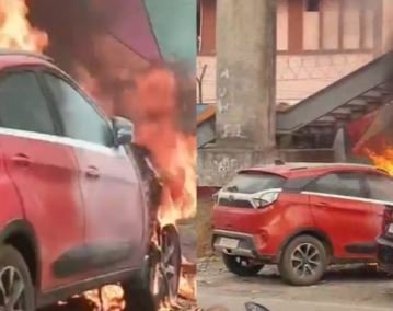 जिला कोर्ट परिसर के पास खड़ी कार में लगी आग, इलाके में मचा हड़ंकप