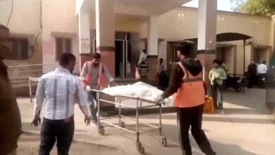 अमेठी में दो ट्रक आमने-सामने भिड़े: दोनों के ड्राइवर की हुई दर्दनाक मौत