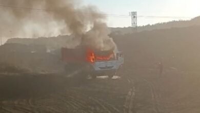 SECL दीपका खदान में ट्रेलर में लगी भीषण आग, वीडियो हुआ वायरल; दमकल वाहन ने पाया काबू