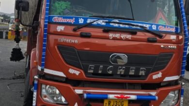 सिलाई मशीन–चूल्हा’ की आड़ में चल रही थी शराब तस्करी, पुलिस ने खोली पोल