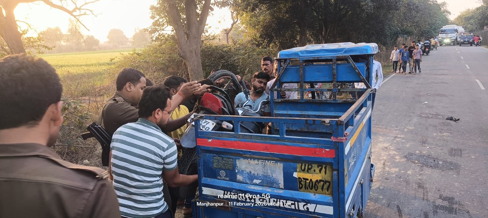 फतेहपुर : फौजी ढाबा के पास दर्दनाक हादसा, बाइक के उड़े परखच्चे, युवक की मौके पर मौत