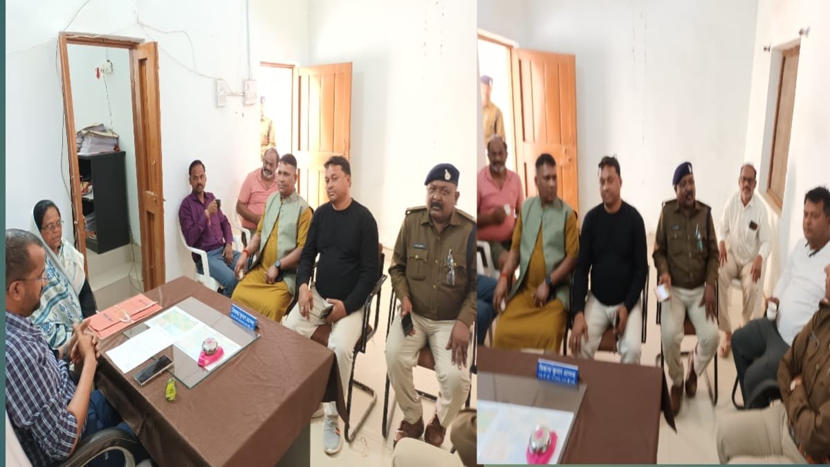 सीधी: पुजारी हत्याकांड के बाद कुसमी में प्रशासन अलर्ट, शांति समिति की बैठक; आरोपी गिरफ्त में, गश्त बढ़ाने के निर्देश
