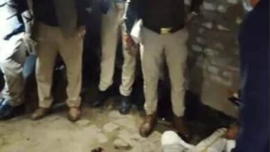 इकलौते इश्क का खौफनाक अंत: प्रेमिका के घर के बाहर प्रेमी ने खुद को मारी गोली